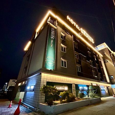 Series Hotel Gyeongju Buitenkant foto