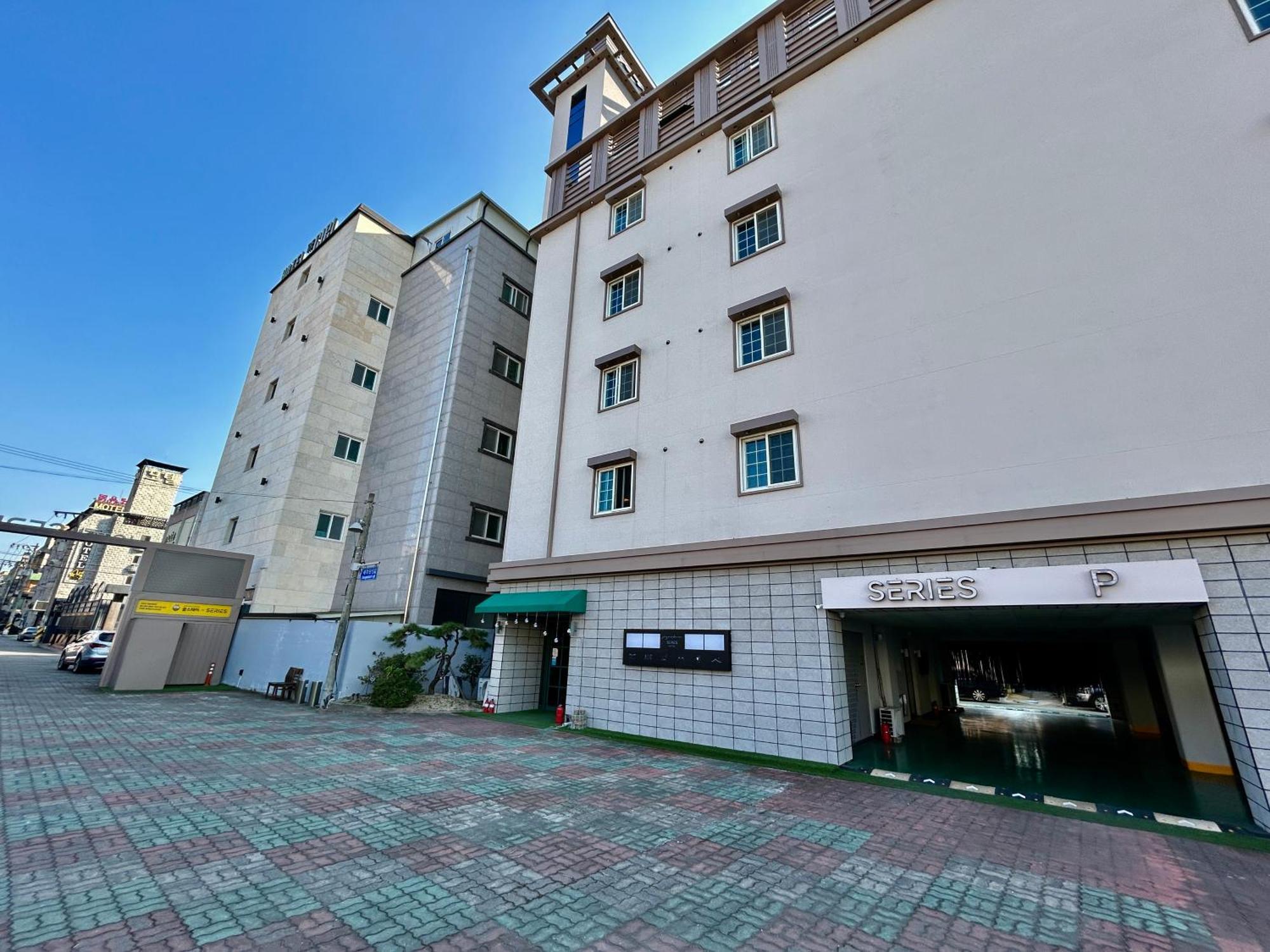 Series Hotel Gyeongju Buitenkant foto
