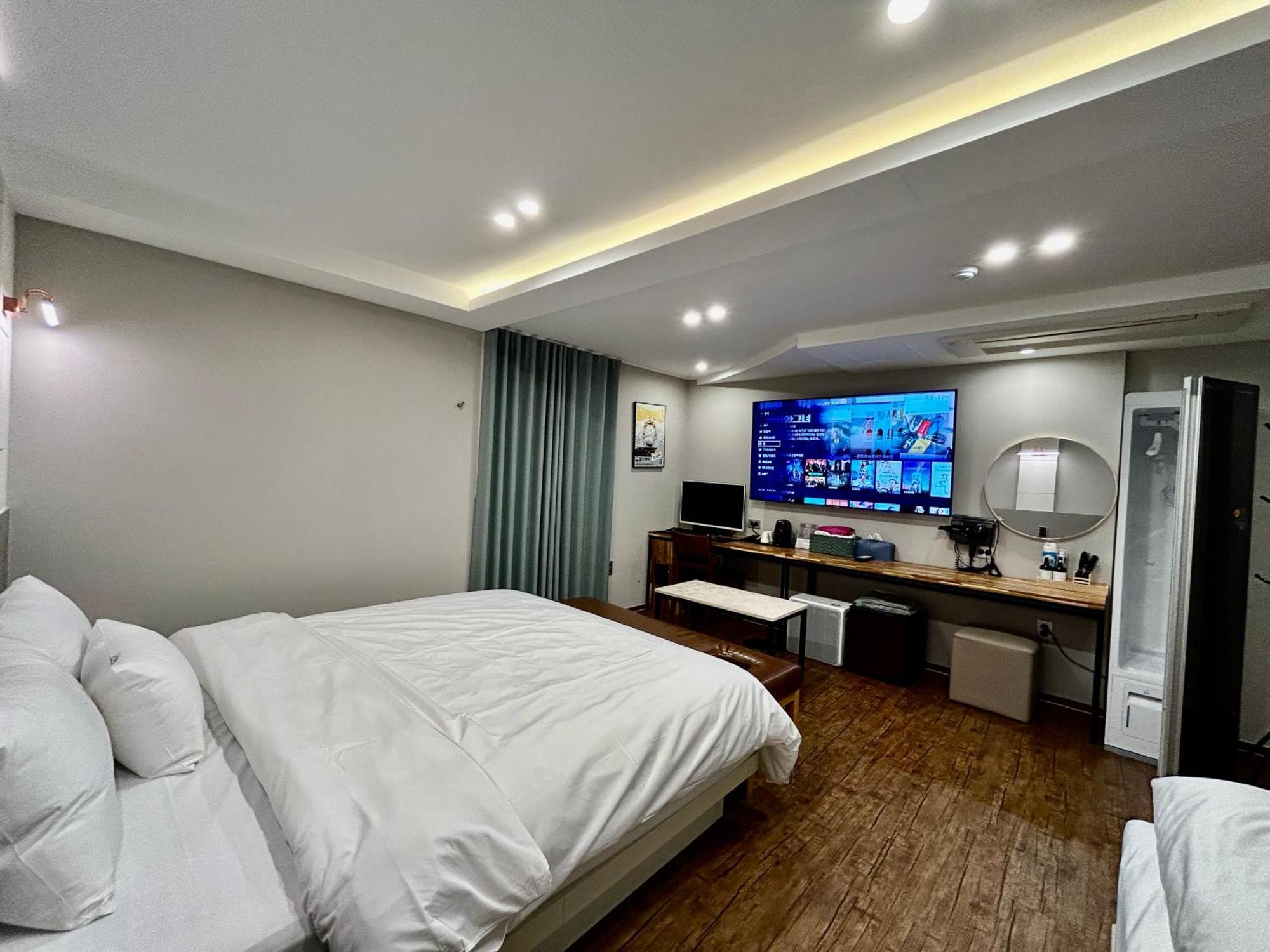 Series Hotel Gyeongju Buitenkant foto